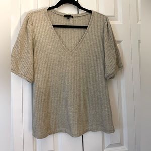 1. State Beige Ribbed V-Neck Sweater – Short Sleeve Knit Top, Size L